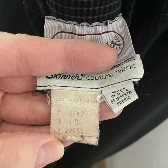 Three‎ Flaggs vintage VTG Elegant Black Skirt SIZE 10 - Picture 5 of 9